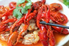 吃一顿小龙虾热量有多高？一场半程马拉松才能耗掉！[多图]