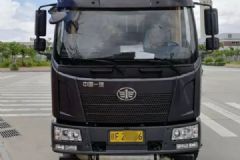 司机遇到交警查车被罚200，多看一眼后备箱再罚7万[多图]