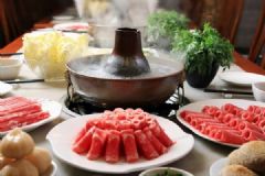 青岛数十人吃火锅送进高压氧舱，因一氧化碳中毒[多图]