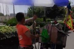 44岁女子为疗情伤，要徒步从浙江到三亚：5年男友不辞而别[多图]