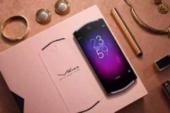 送给女友手机后想收回，“戏精”男友自导自演抢劫大戏[多图]