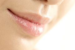 冬季怎么选择润唇膏？冬天用什么润唇膏？[多图]