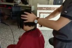 高中强制要求学生剪短发，学生：不合格被赶出学校重剪[多图]