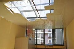 长沙一所幼儿园连遭弹珠袭击，顶楼玻璃被击穿两次[多图]