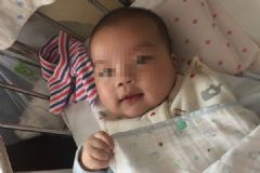 6个月男婴遭两次遗弃，父亲：不会带，也没钱[多图]