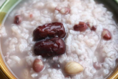 推荐这道红枣补血养颜粥  让你的脸色红润有光泽[多图]