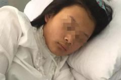 13岁女生校外抽烟喝酒遭老师殴打，家人:想索要红包[多图]