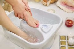 女人用什么泡脚好？女人泡脚有什么注意事项？[多图]