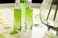 兰蔻水光瓶怎么用？兰蔻水光瓶使用方法[图]